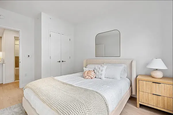 Rented by Living New York | media 24