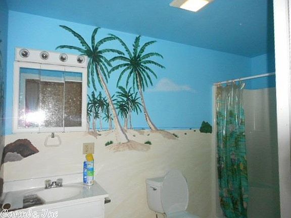 3rd image of 1409 Lindsey Dr