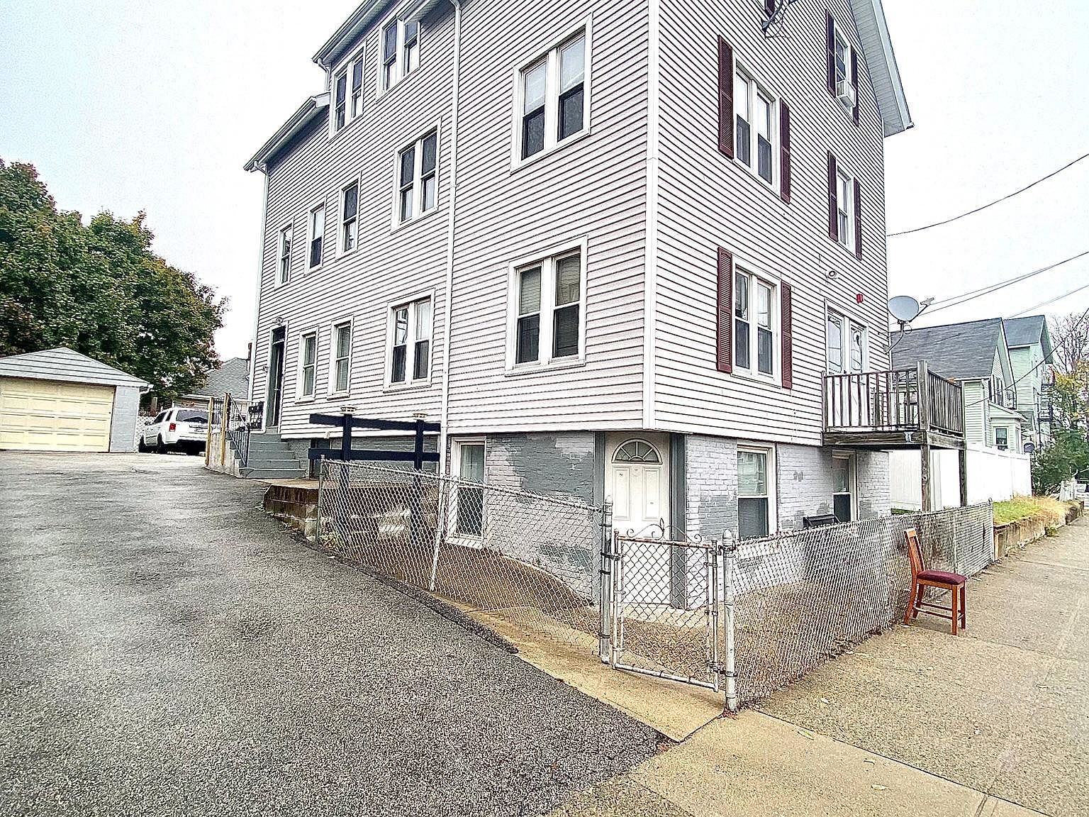 102 Benefit St FLOOR 3, Pawtucket, RI 02861 Zillow