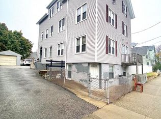 102 Benefit St FLOOR 3, Pawtucket, RI 02861