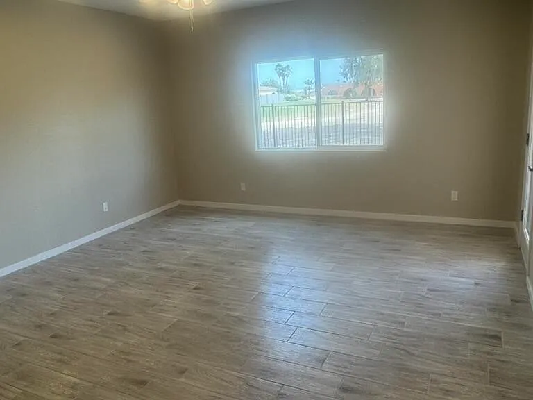 15235 S Country Club Dr — Photo 16