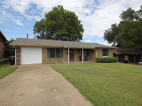 2nd image of 147 N Imperial Dr