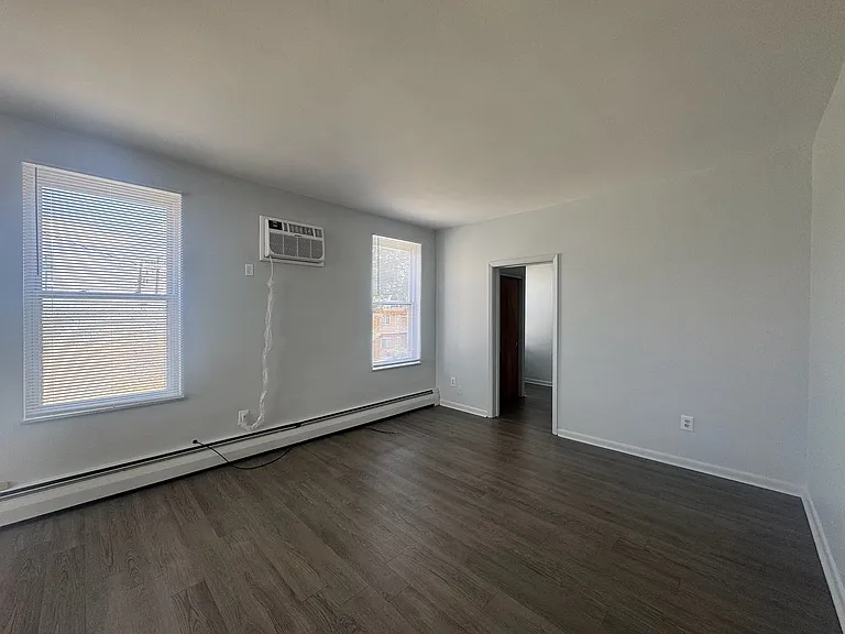 4010 Montgomery Road — Photo 3