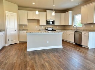 286 McCormick Dr, Suffolk, VA 23434