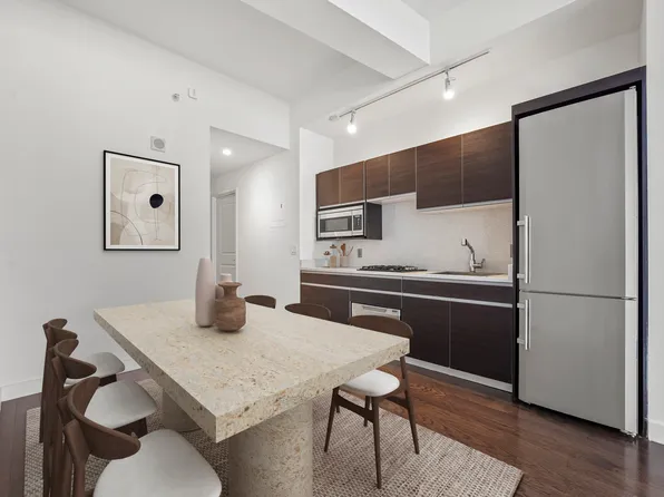 116 John Street image 3 of 15