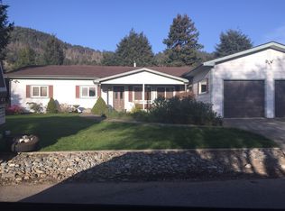 14695 Itzen Dr, Brookings, OR 97415