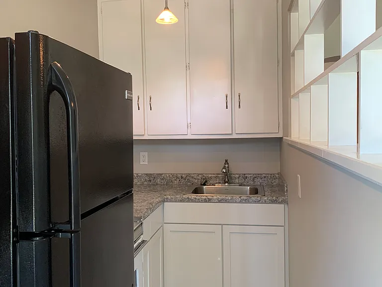 1017 W Wayne St #1015A — Photo 7