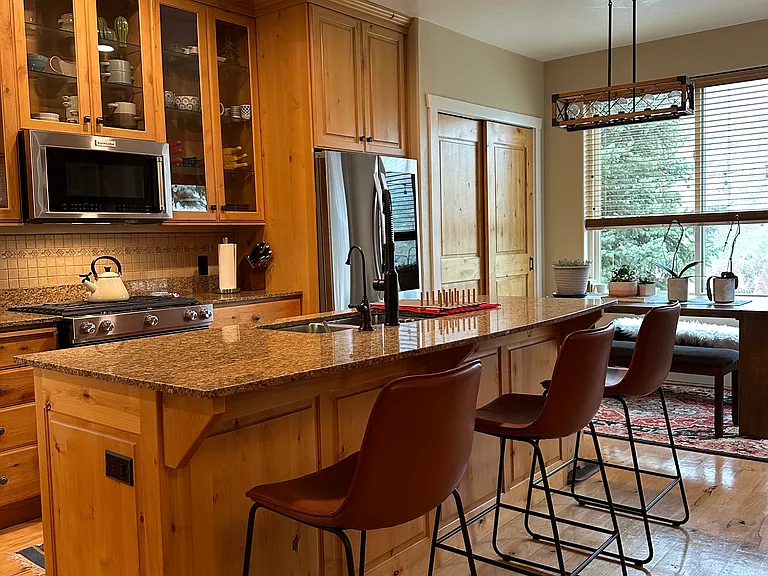 6668 Trout Creek Ct — Photo 12