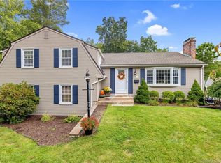 60 Desmond Dr, Wethersfield, CT 06109