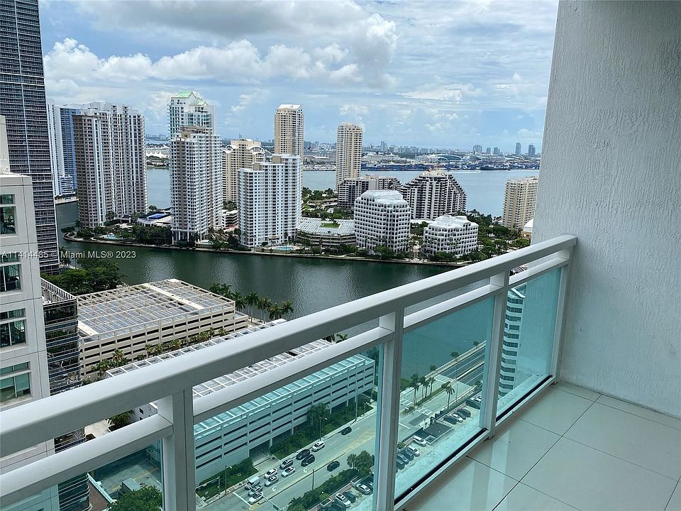 1st image of 950 Brickell Bay Dr APT 3302