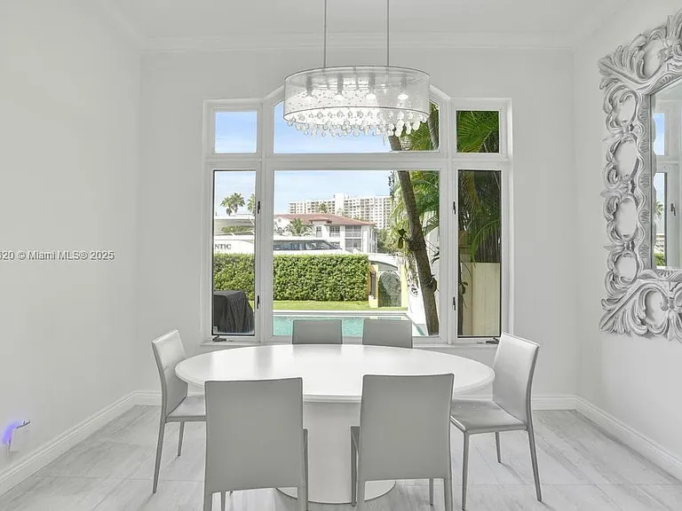 1516 Island Blvd — Photo 37