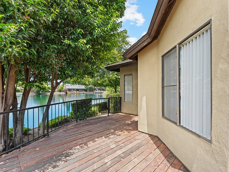 2255 Piccardo Cir — Photo 37