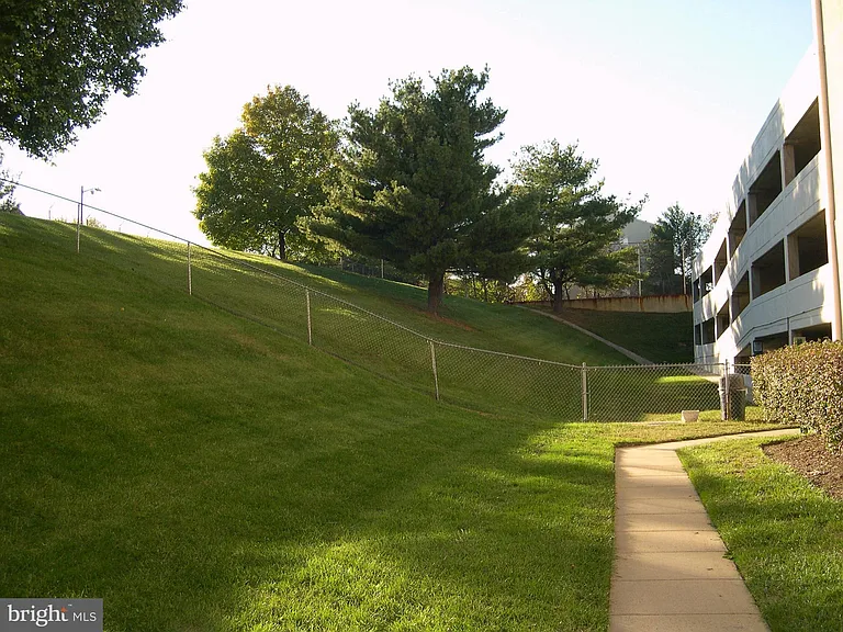 6300 Stevenson Ave #912 — Photo 33