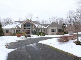 6 Tansey Ct, Wynantskill, NY 12198
