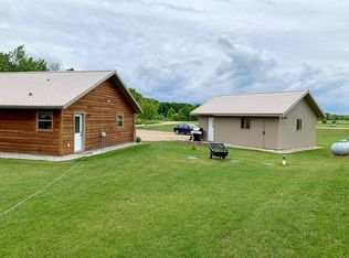 46310 Saint Lawrence Dr, Perham, MN 56573
