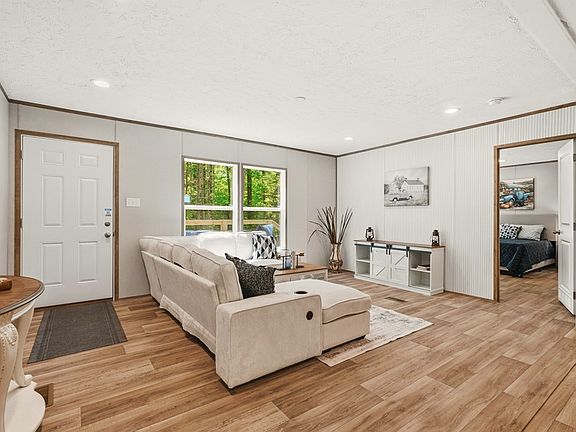 5th image of 90 English Ct