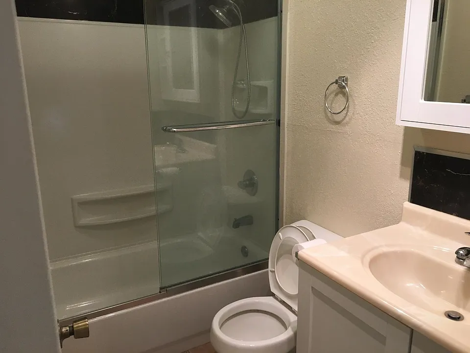 Bathroom Upstairs
