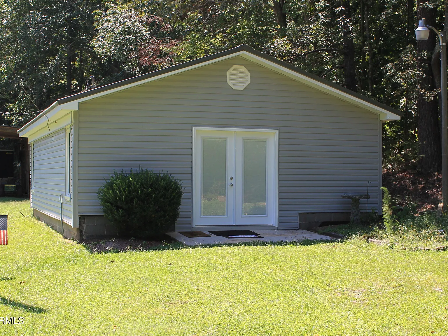 1 bed, 1.0 bath, 750 sqft, $1,250 — Photo 1
