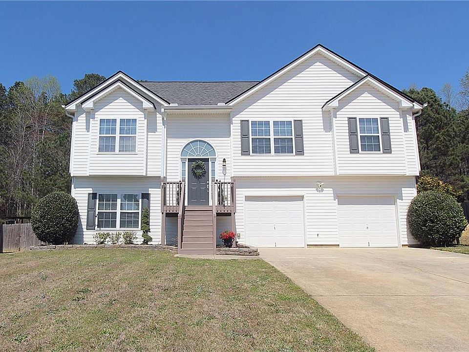 1st image of 118 Saint Ann Cir