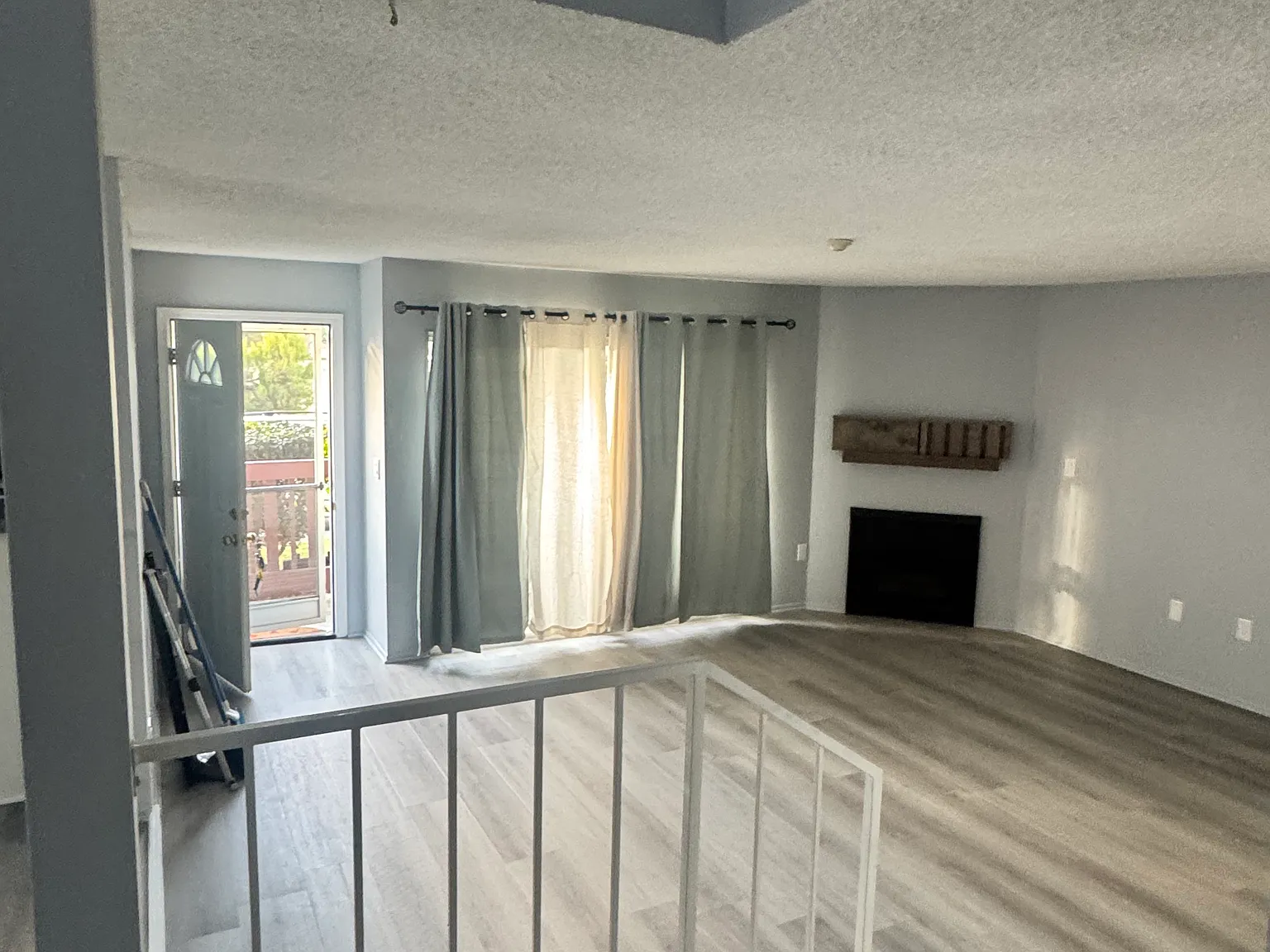 1224 Agate St — Photo 2