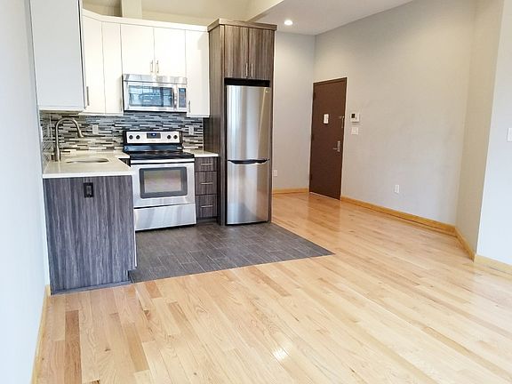 3rd image of 14-18 31st Ave #1-F