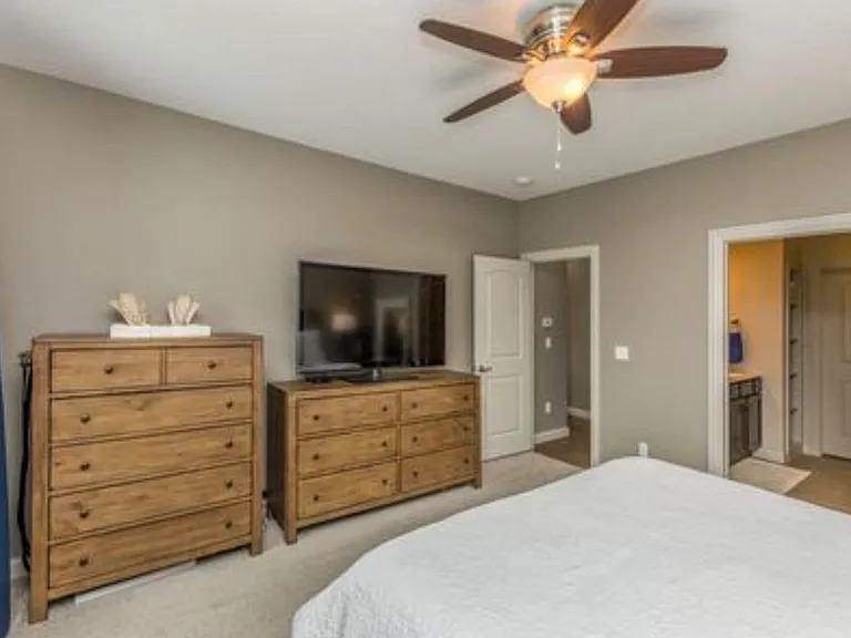 1348 Rolling Glen Dr — Photo 18