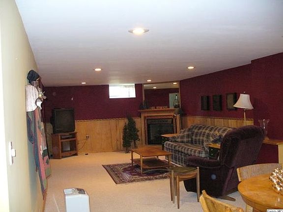 Home for Sale in Quincy, IL $134,900