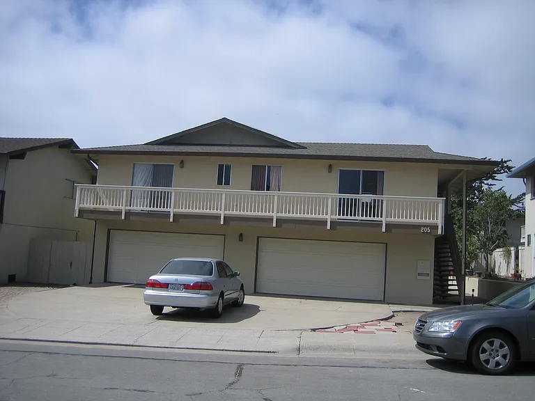 205 Dunecrest Ave #4 — Photo 10