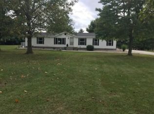 11775 E Cates Rd, Wheatland, IN 47597