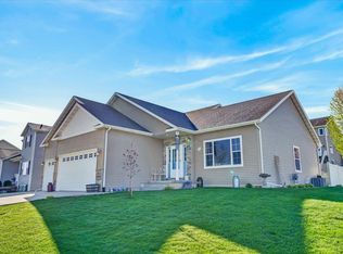 905 Ellie Rae Dr, Lodi, WI 53555