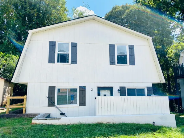 1012 Montreat Rd, Black Mountain, NC 28711