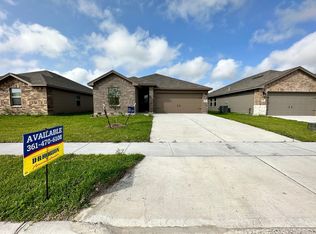 7742 Lariat Toss Dr, Corpus Christi, TX 78414