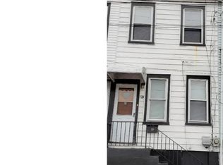 129 Taylor St, Trenton, NJ 08638