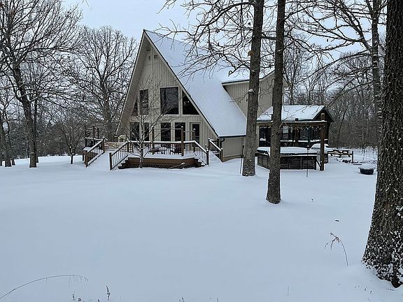 4th image of 7254 N Farm Road 105