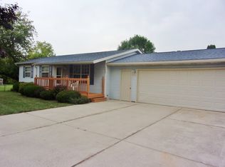 1033 Burns St, Mount Morris, MI 48458