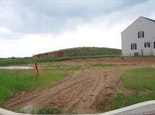 619 Melissa Ln, Mount Joy, PA 17552