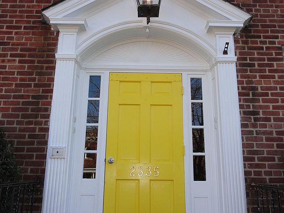 Yellow door!