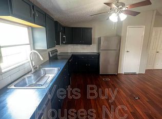 127 Best St, Raeford, NC 28376