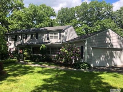 200 Hunters Dr, Syosset, NY, 11791