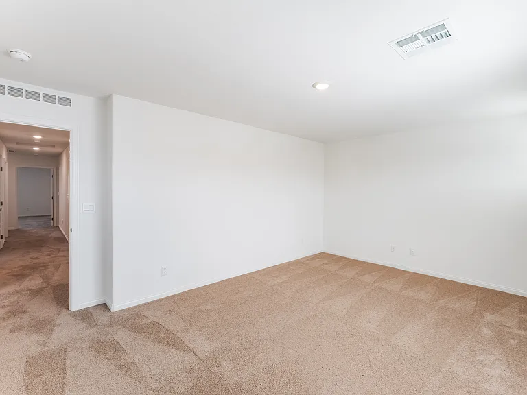 6217 Seastrand St — Photo 34