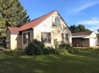 322 3rd St NW, Bagley, MN 56621