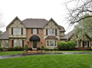 2168 Kehrs Ridge Dr, Chesterfield, MO 63005