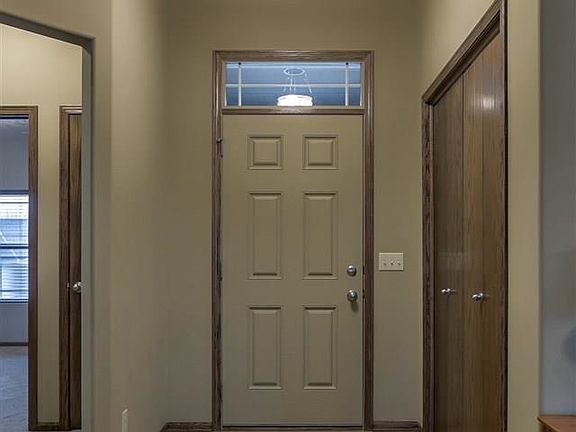 4th image of 17108 Joanne Dr