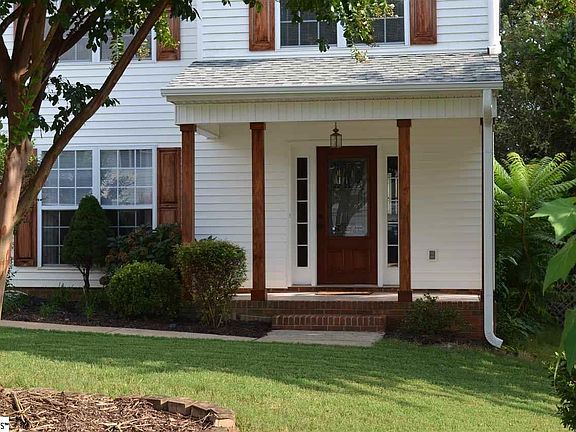 2nd image of 8 Glen Willow Ct