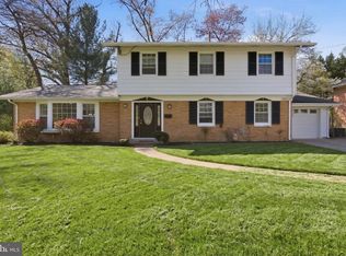 11910 Tildenwood Dr, Rockville, MD 20852