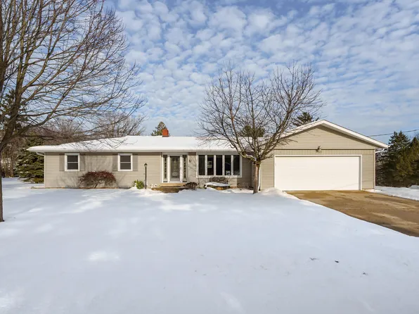 7427 Angling Rd, Portage, MI 49024