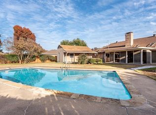 11069 Strayhorn Dr, Dallas, TX 75228