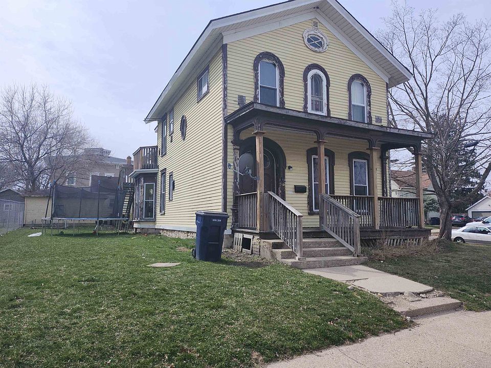 1st image of 252 S Franklin St