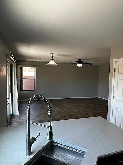645 W Firehawk Dr — Photo 7