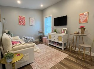139 W 9th St #3, Boston, MA 02127